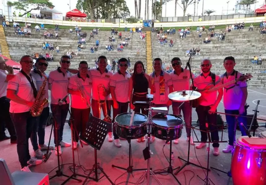 Orquesta Combo Ideal y Enarmonía